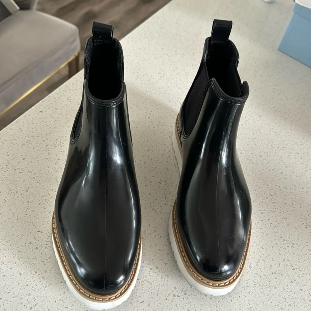 Cougar WaterProof Kensington Black/White Boots Size 6